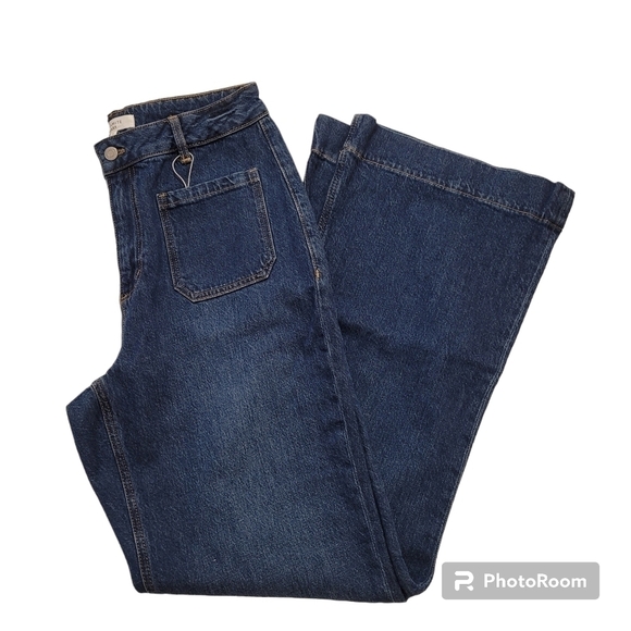 Dynamite Hailey high waist flare leg medium wash jeans - Picture 3 of 9